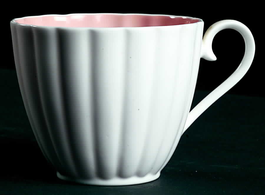 C875 Flat Cup by Susie Cooper-1