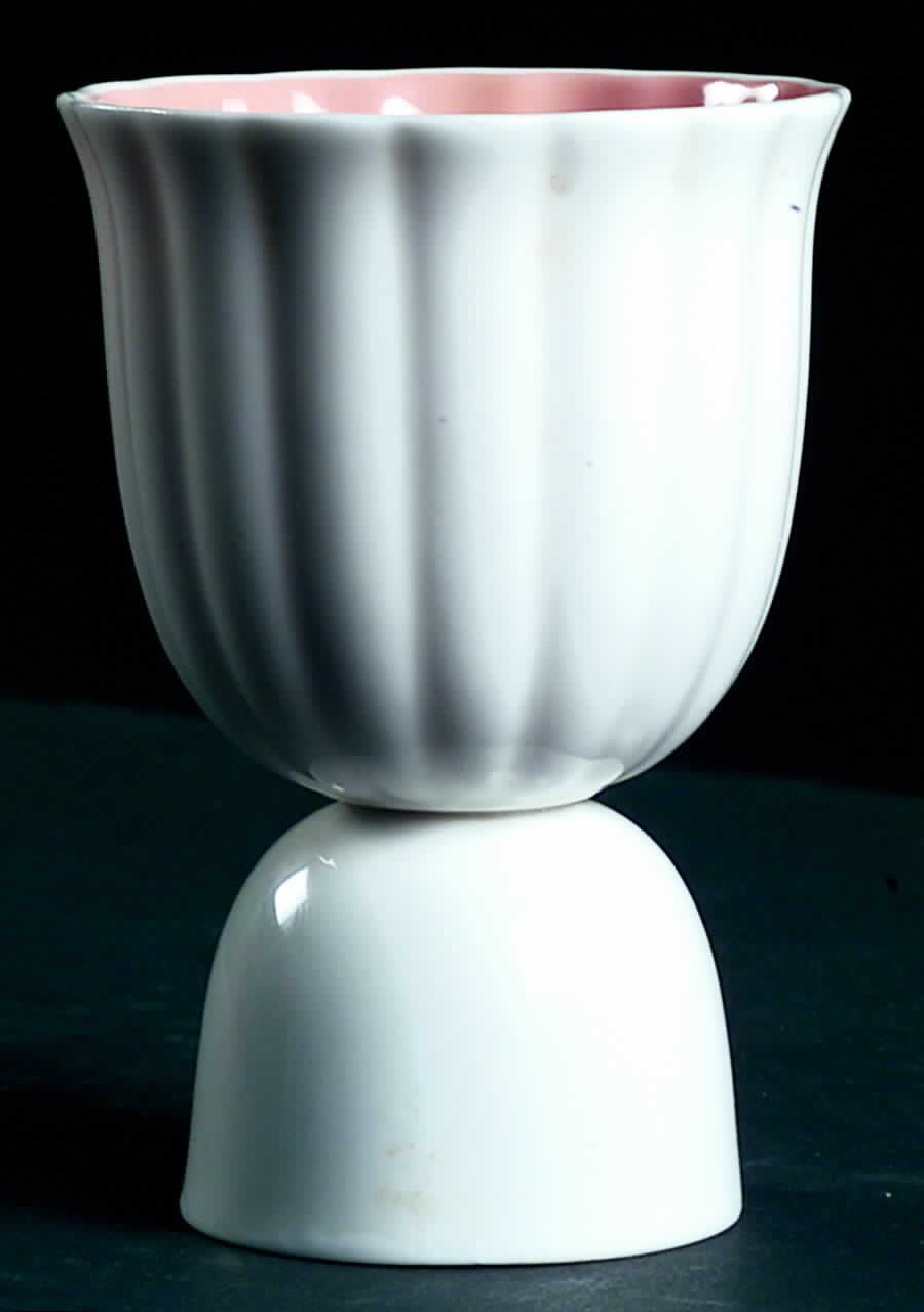 C875 Double Egg Cup by Susie Cooper-1