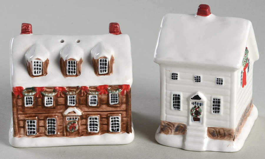 Christmas Valley Figural Salt & Pepper Set by Sakura-1