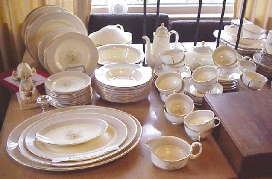Magnolia Grey (Gold Trim) Coffee Pot & Lid by Susie Cooper-1