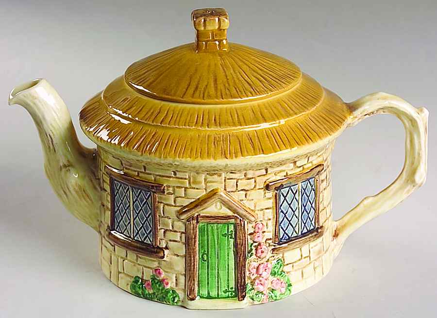 SHK3 Teapot & Lid by Shaw & Copestake-1