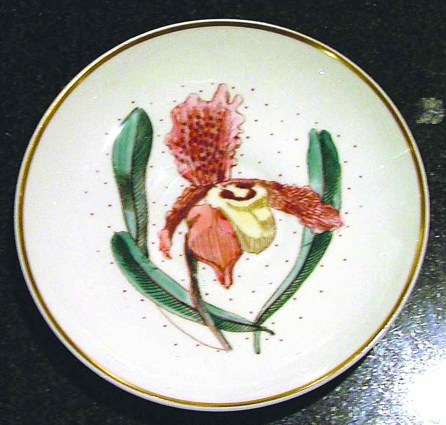 SCO35 Saucer by Susie Cooper-1