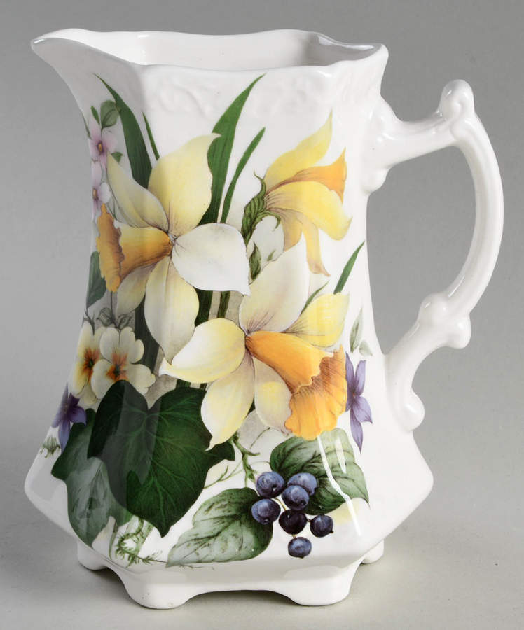 SGE3 24 Oz Pitcher by St George's-1