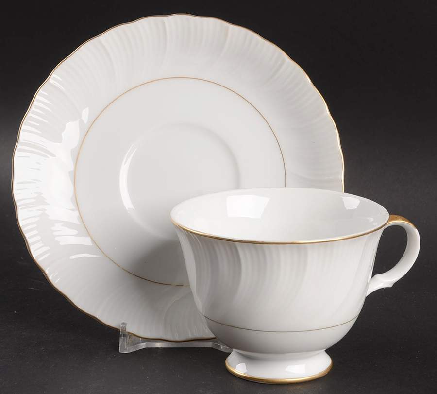 Golden Swirl Footed Cup & Saucer Set by Seyei Toki Co-1