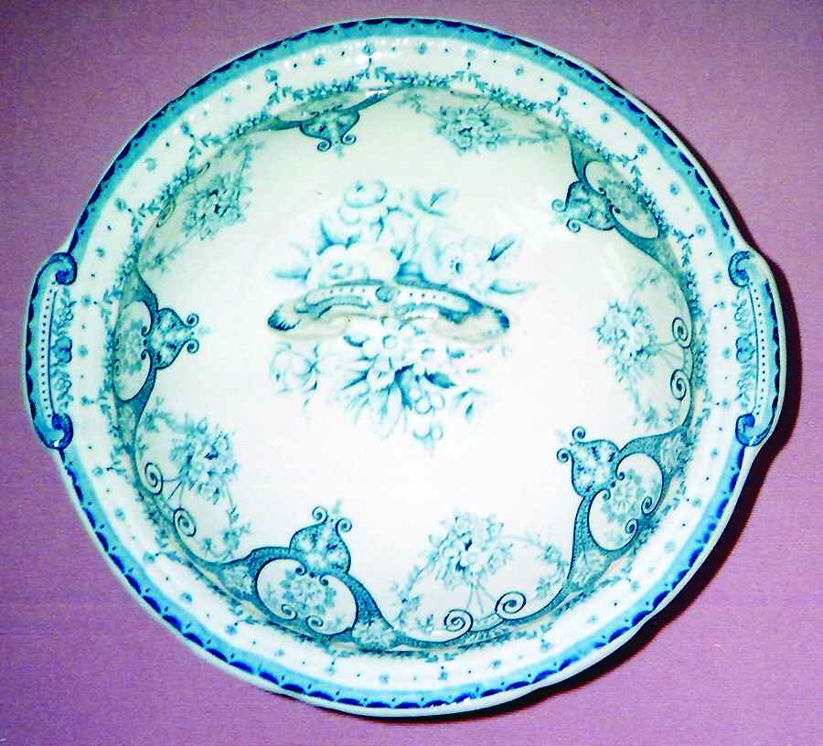 Plymouth Blue Round Covered Vegetable by Swinnertons-1