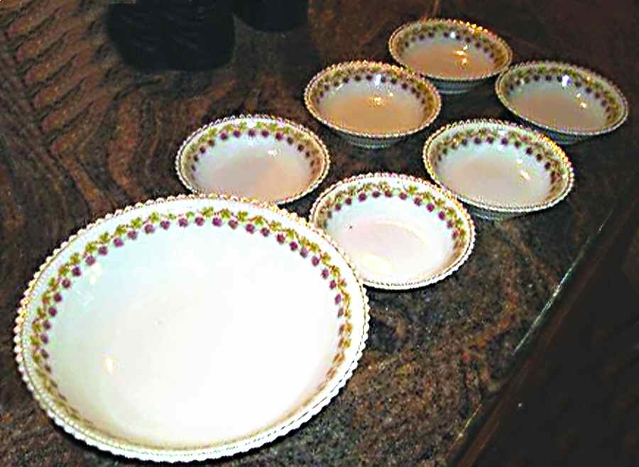 KOE54 9" Round Vegetable Bowl by Koenigszelt-1