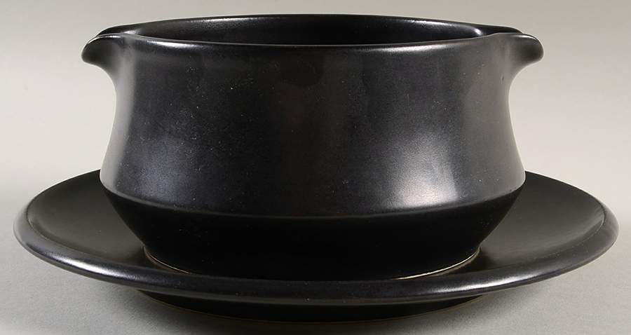 Choral Gravy Boat & Underplate by Shungyo-1