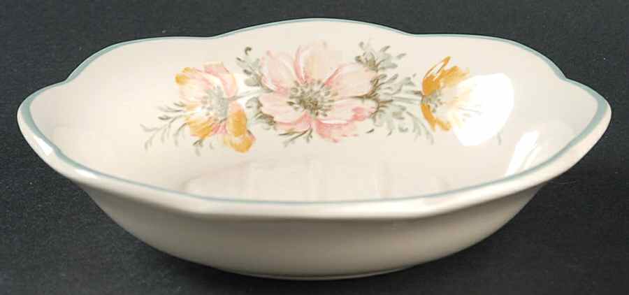Anemone Soap Dish by St Michael-1