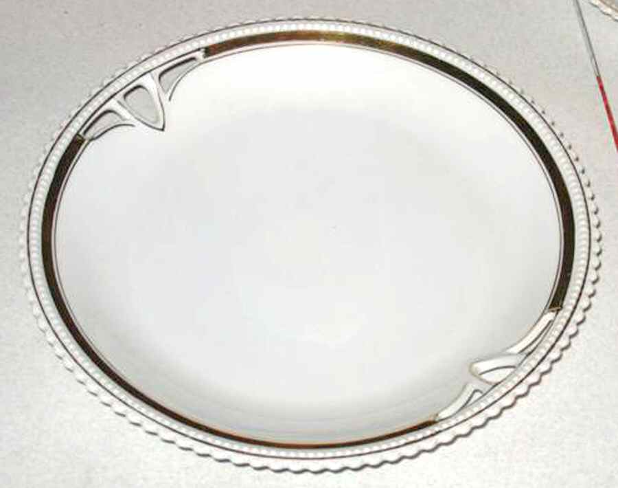 KOE53 Handled Cake Plate by Koenigszelt-1