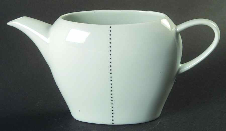 Simply Black Creamer by Spal Porcelanas-1