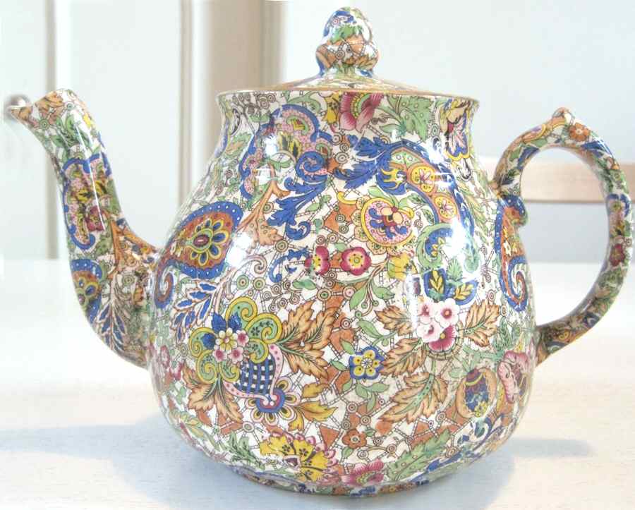 1143 Teapot & Lid by Swinnertons-1