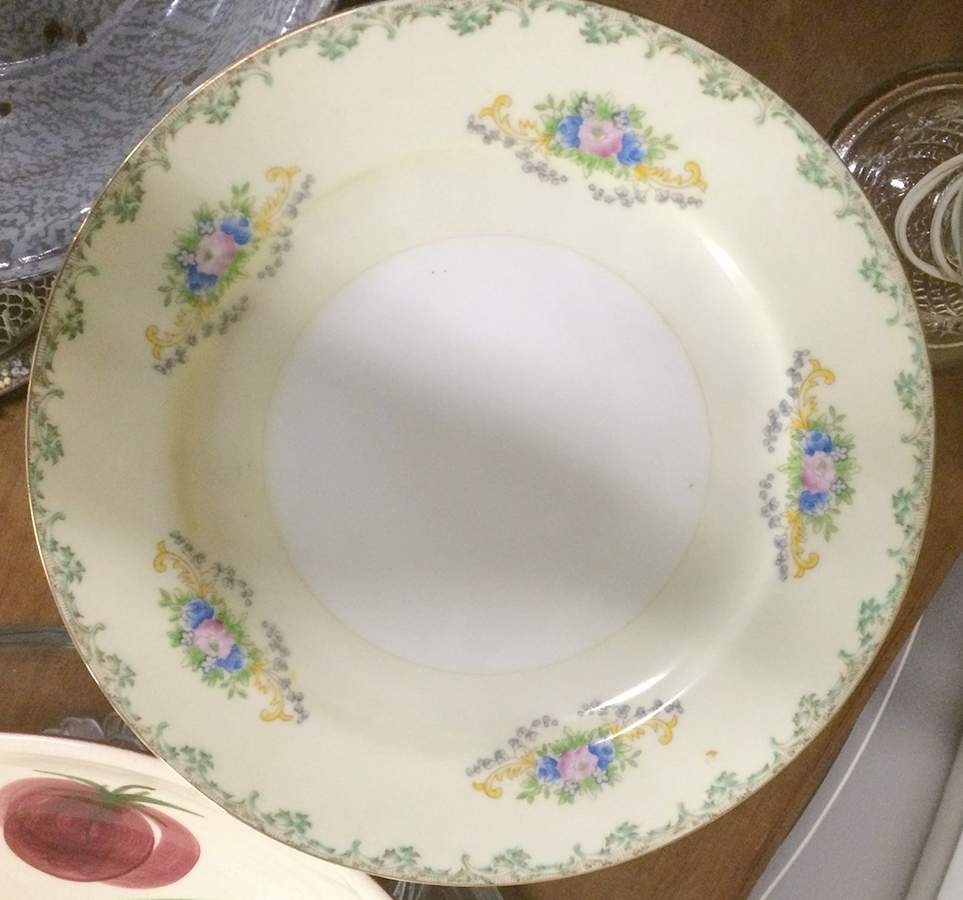 S1Y1 Dinner Plate by Stanley China(Japan)-1