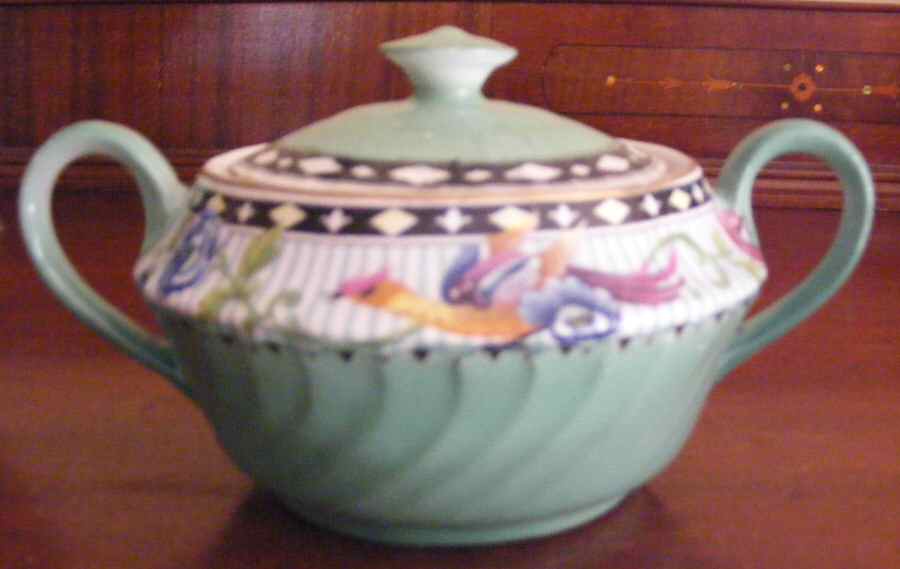 SWI161 Sugar Bowl & Lid by Swinnertons-1
