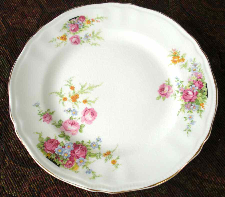 Picardy Rose Dinner Plate by Sovereign Potters-1