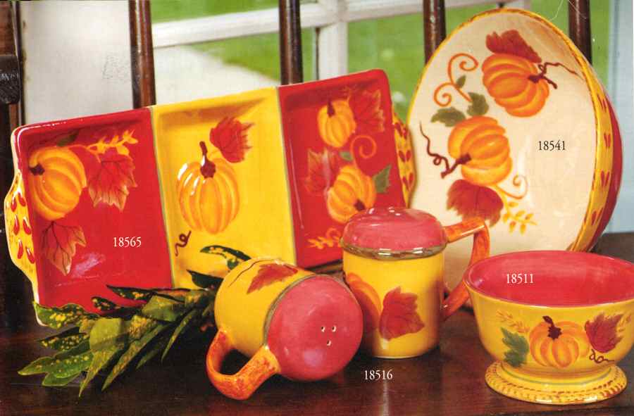 Pumpkin Harvest Salt & Pepper Set by Saparna-1