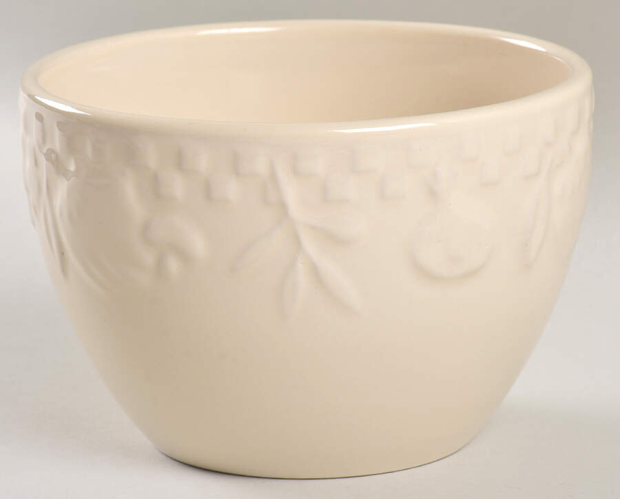 Home Grown (White) 5" All Purpose Bowl by Signature-1
