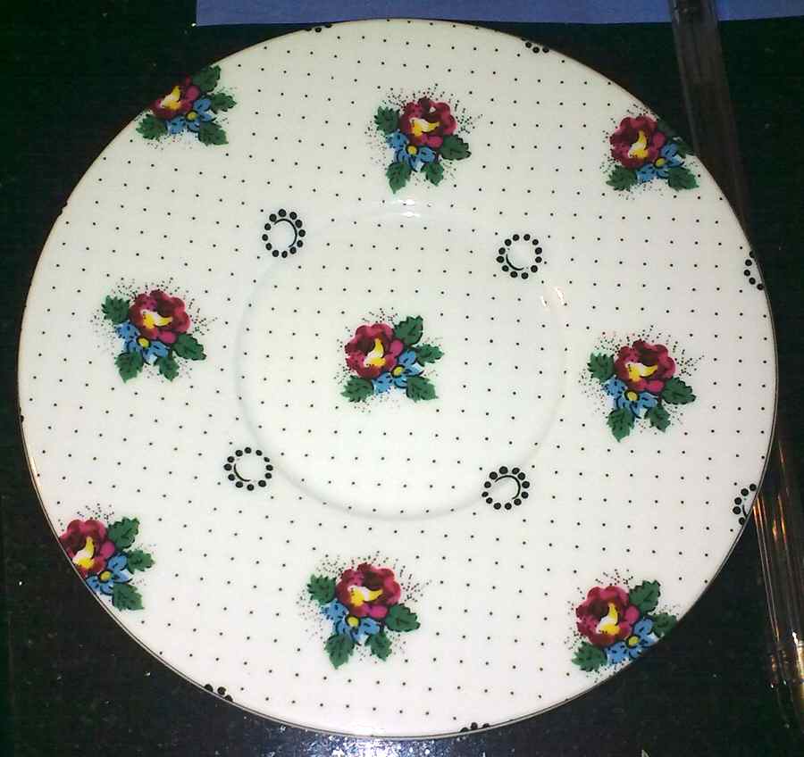 Pompadour IV Saucer by Solafrance-1