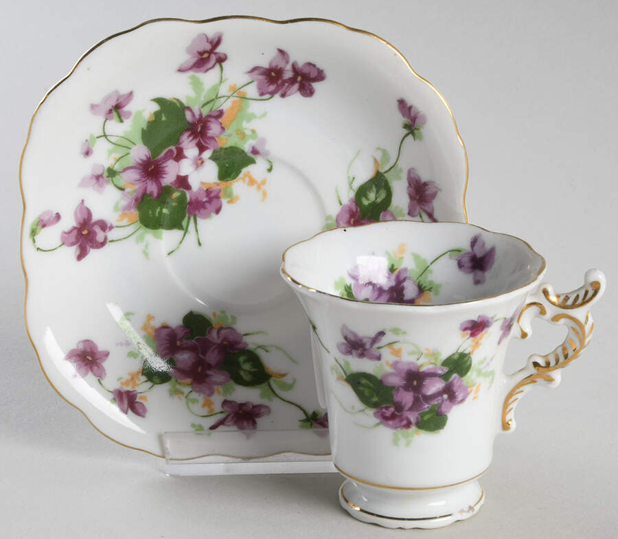 SAJ24 Footed Demitasse Cup & Saucer Set by Saji-1