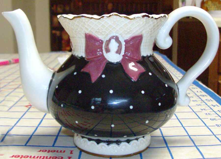 Claudette Mini Teapot No Lid by Sandy Lynam Clough-1