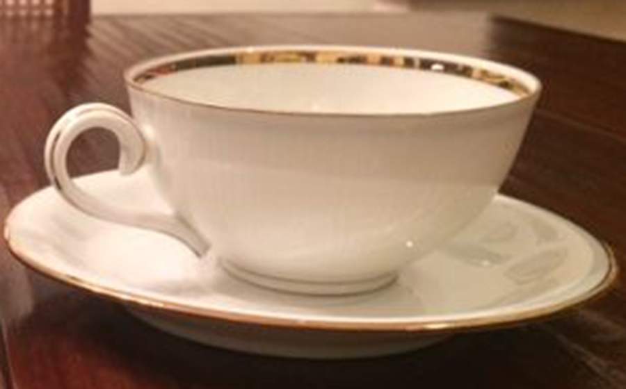 SCH672 Flat Cream Soup Bowl & Saucer Set by Schumann - Bavaria-1