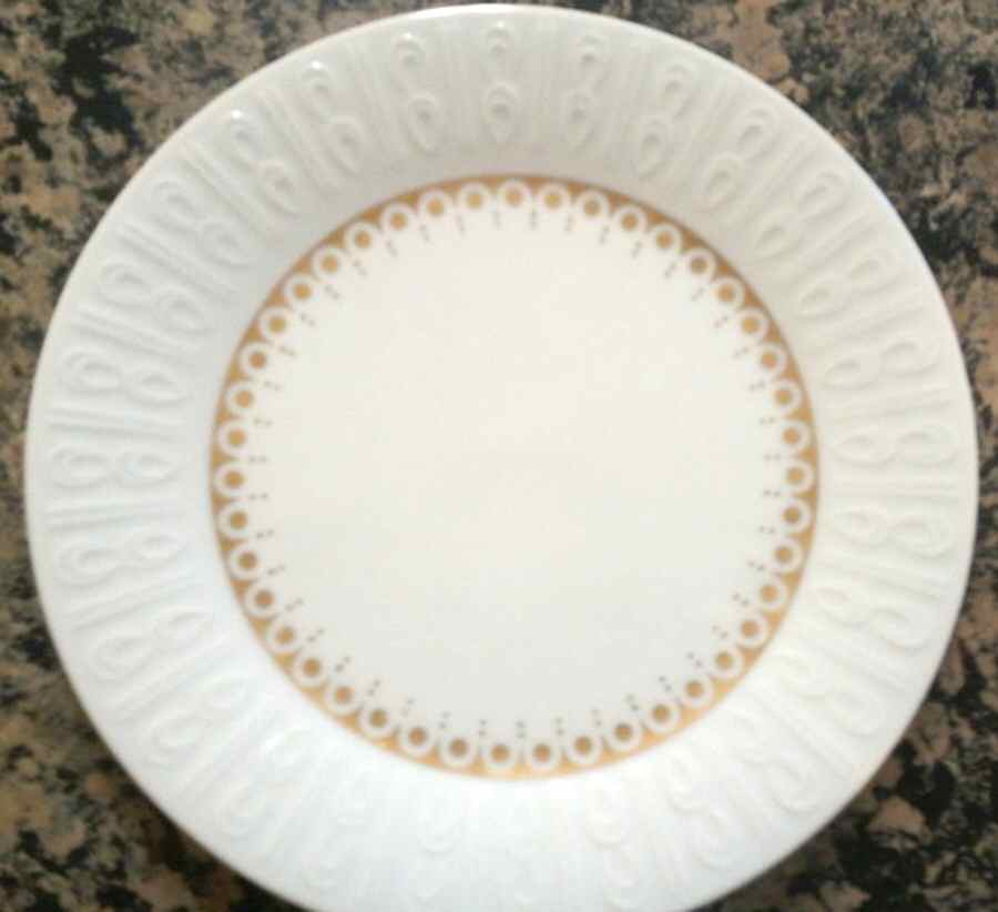 Chantilly Dinner Plate by Style House-1