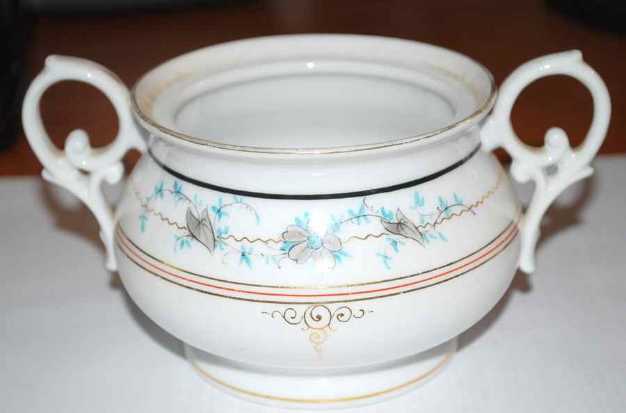 354 Sugar Bowl No Lid by Strieglau Porcelain-1