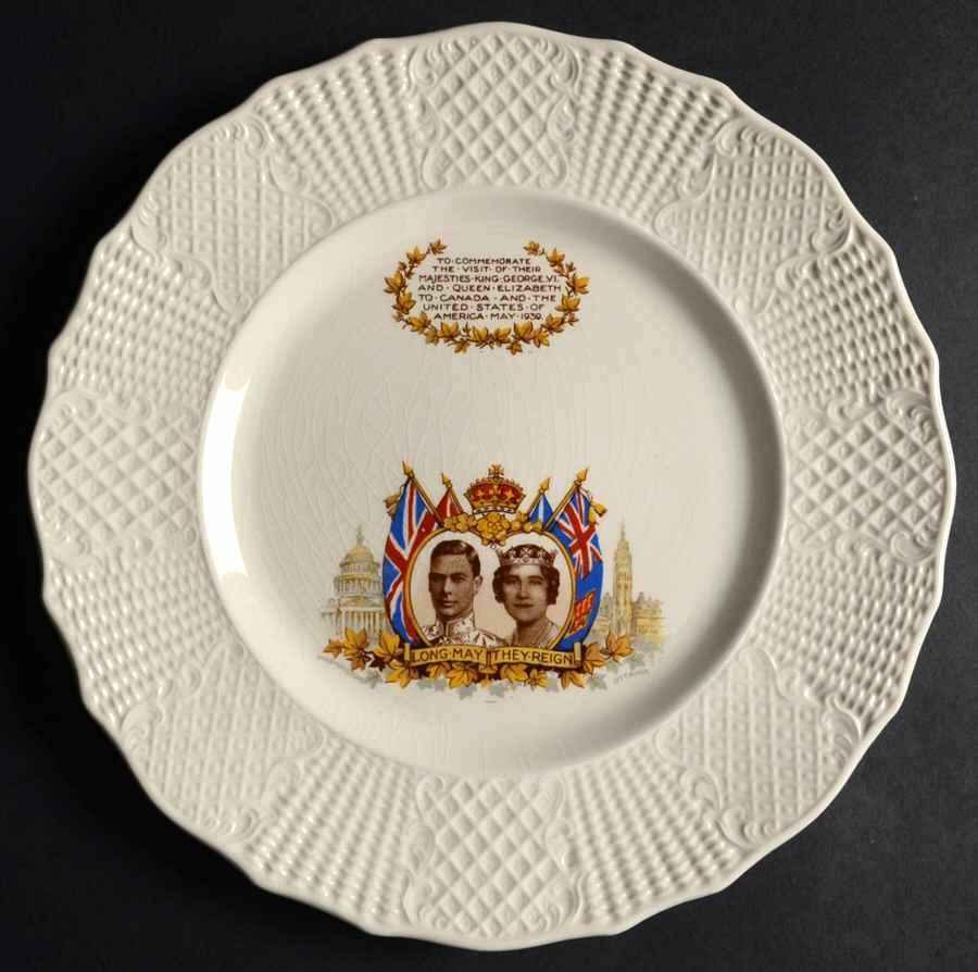 Royalty Plate Luncheon Plate by Soho Pottery-1