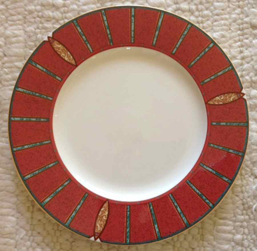 STJ4 Dinner Plate by Saint James-1