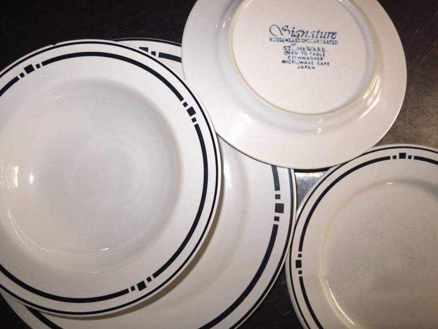 SIG48 Dinner Plate by Signature-1