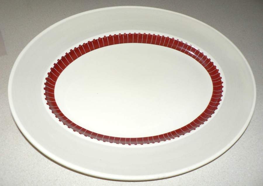 1531 12" Oval Serving Platter by Susie Cooper-1