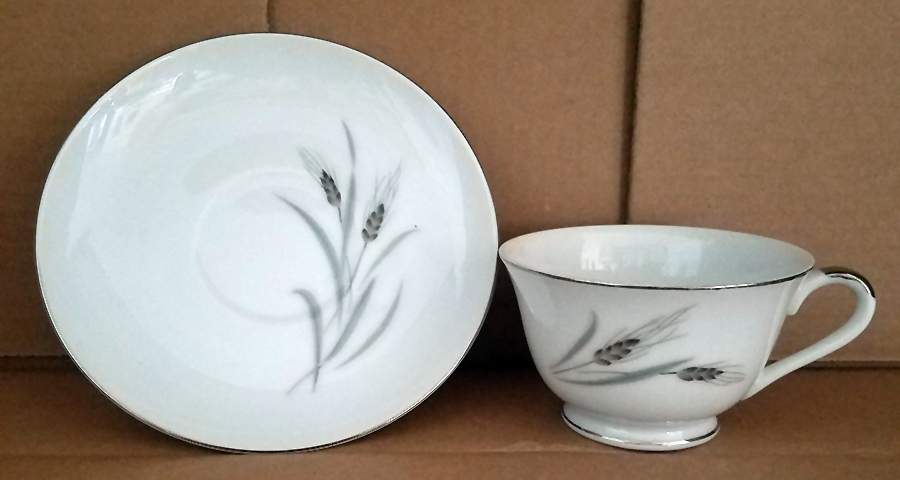 Sek4 Footed Cup & Saucer Set by Seiko (Japan)-1