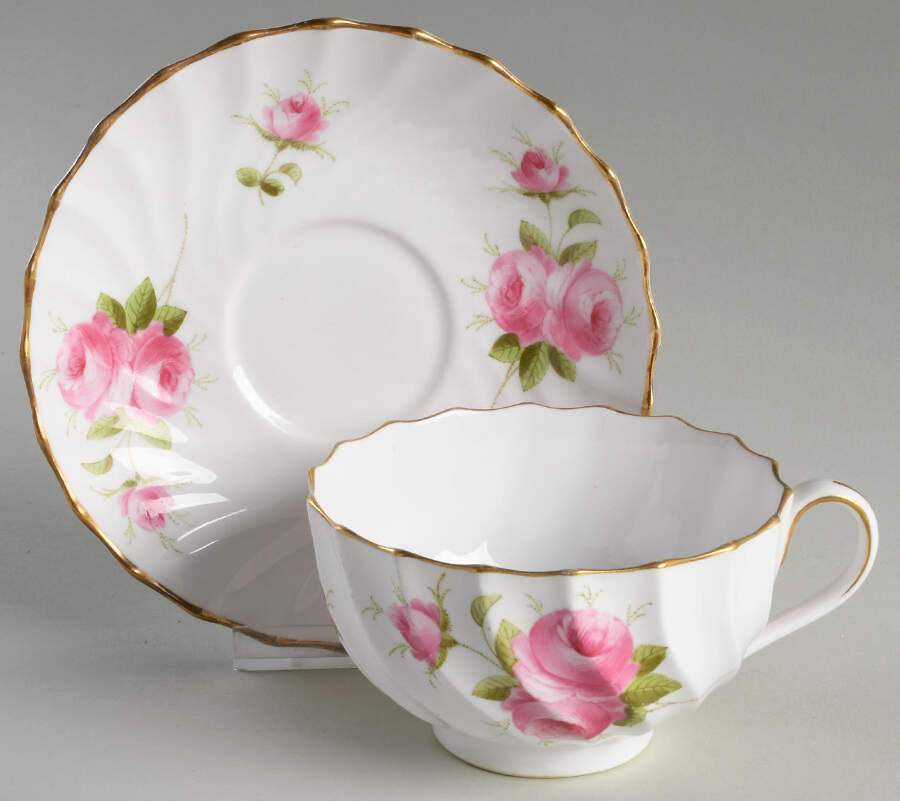 SP743 Oversized Cup & Saucer Set by Spode-1