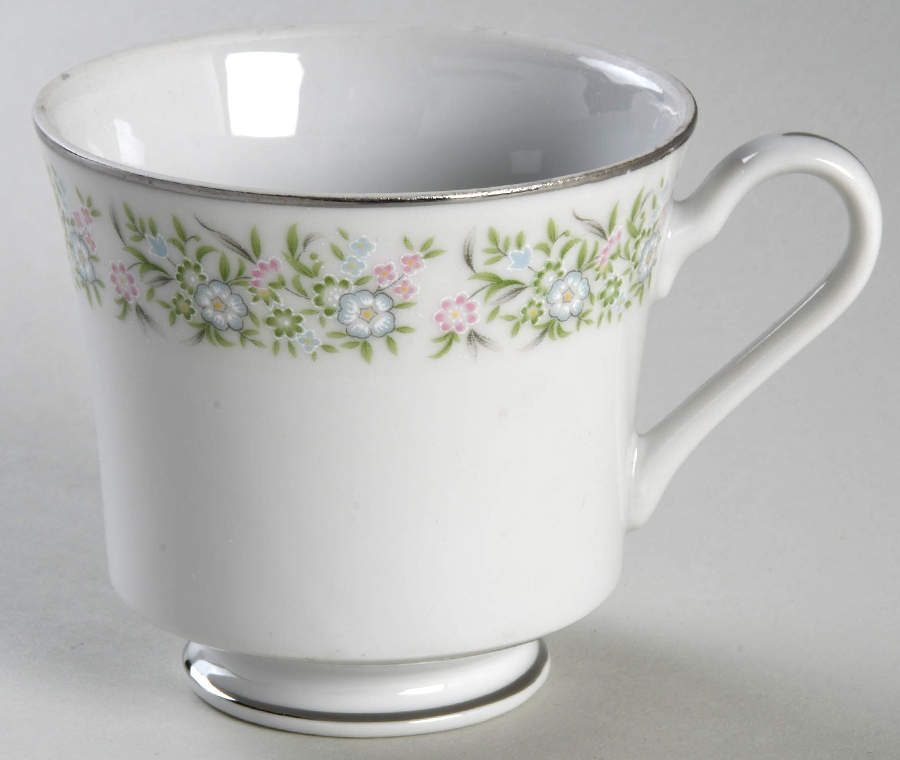 Springtime Footed Cup by Taihei-1