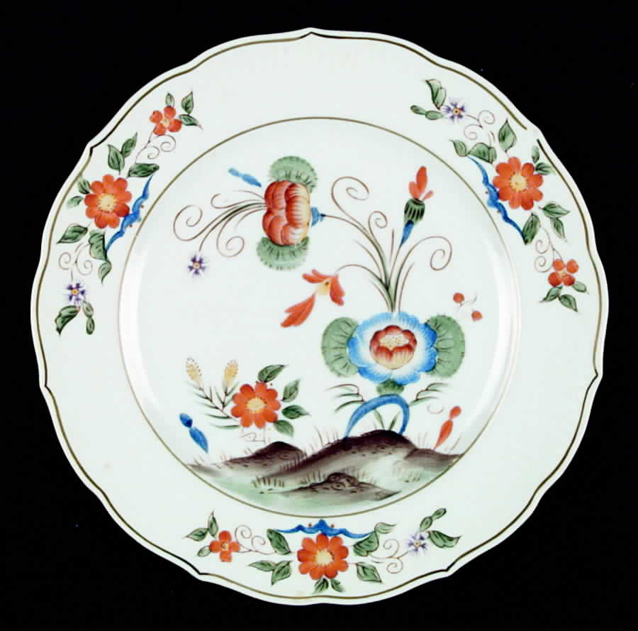 Imperial Chrysanthemum Dinner Plate by Taste Setter-1