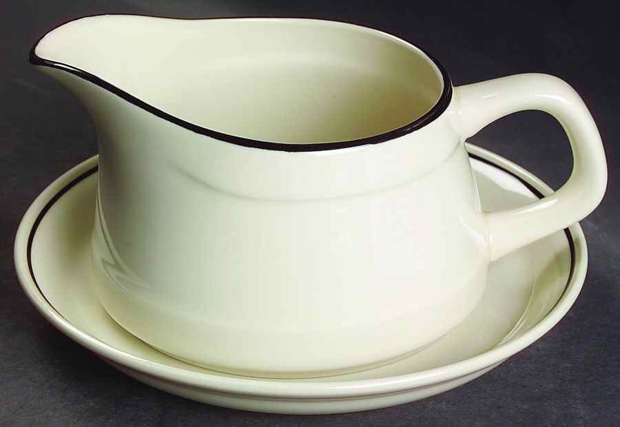 Geisha Gravy Boat & Underplate by Townecraft-1
