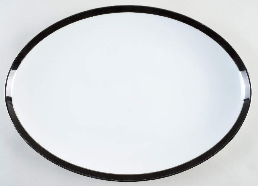 Midnight 16" Oval Serving Platter by Townecraft-1