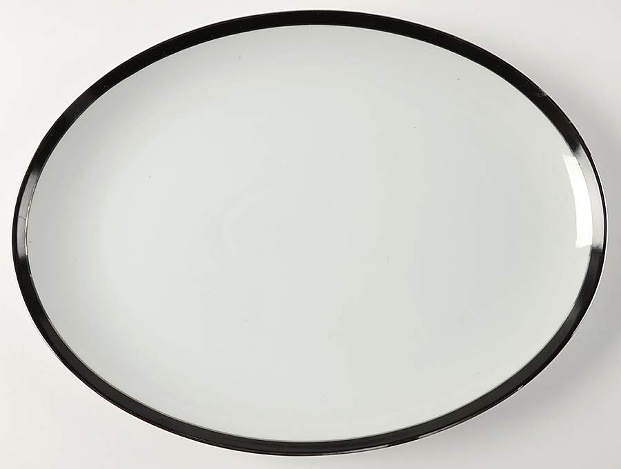 Midnight 14" Oval Serving Platter by Townecraft-1