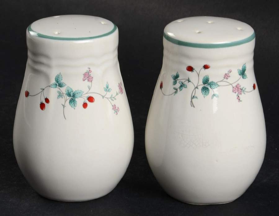 Summer Fruit Salt & Pepper Set by Thailand-1
