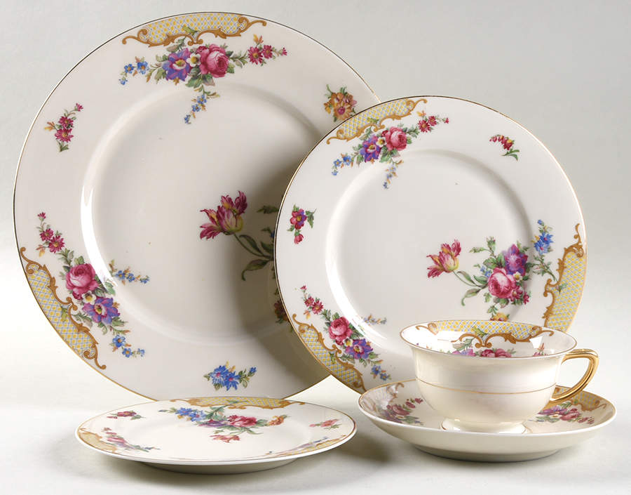 Marilyn 5 Piece Place Setting by Thun-1
