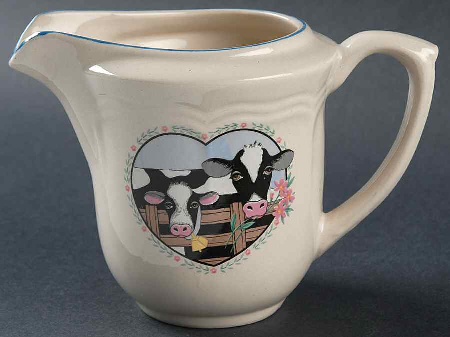 Buttercup Creamer by Tienshan-1