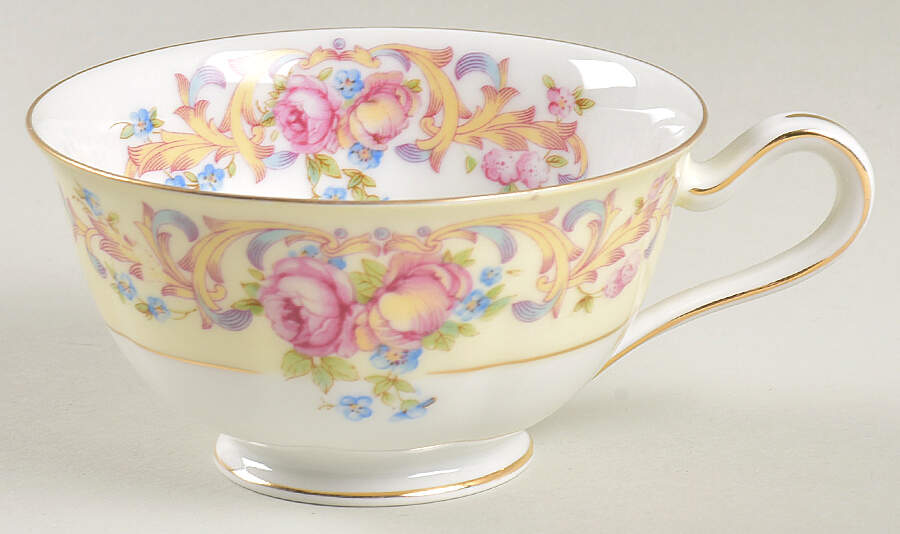 Cambria Footed Cup by Tirschenreuth-1