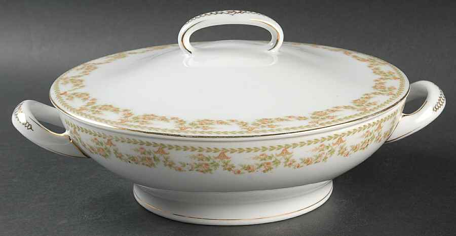 Newport Round Covered Vegetable by Tirschenreuth-1