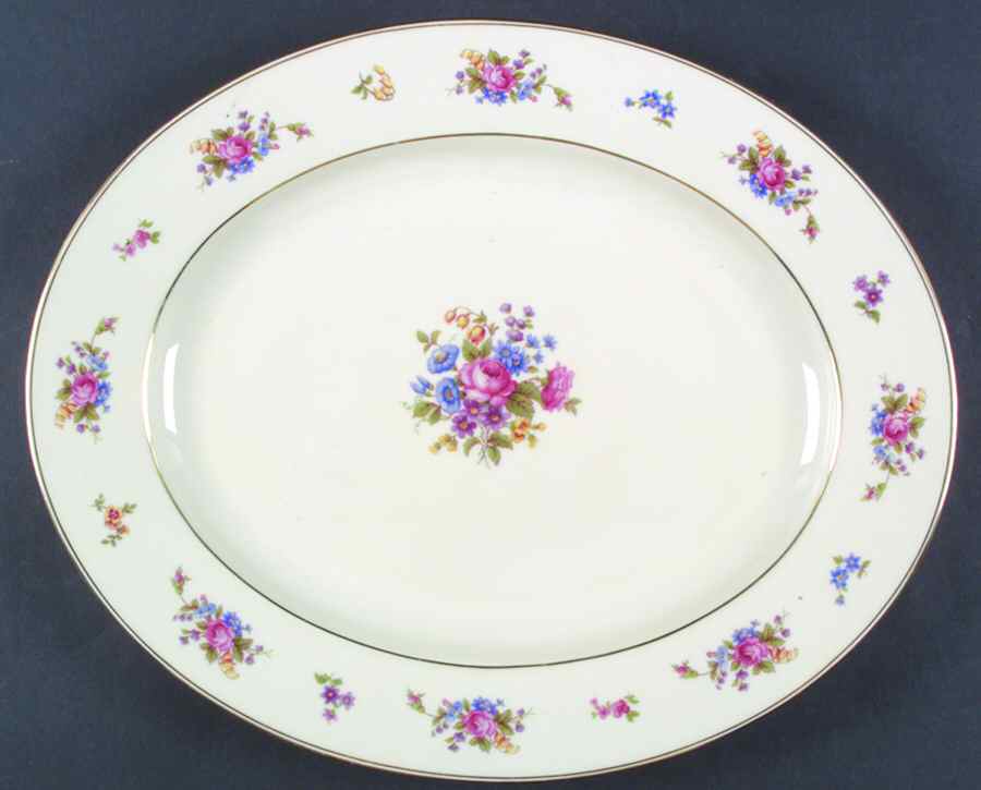 Queen's Rose Smooth #4416 16" Oval Serving Platter by Tirschenreuth-1