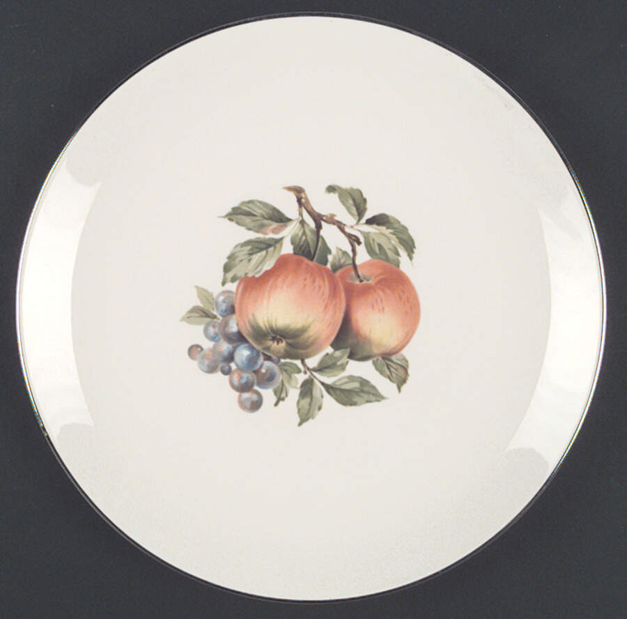 TRI7 Dinner Plate by Triomphe-1