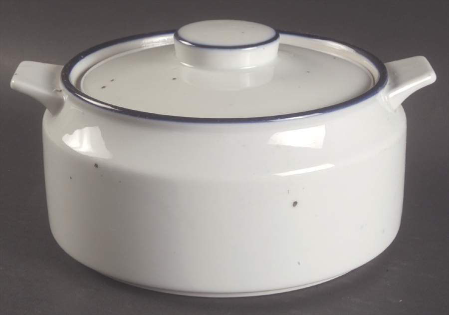 Earthstone Blue Reef 1.5 Qt Round Covered Casserole by Trend Pacific-1