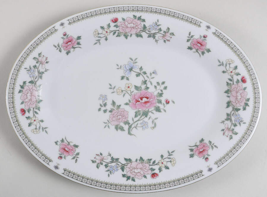 1560 (China) 14" Oval Serving Platter by Trisa-1