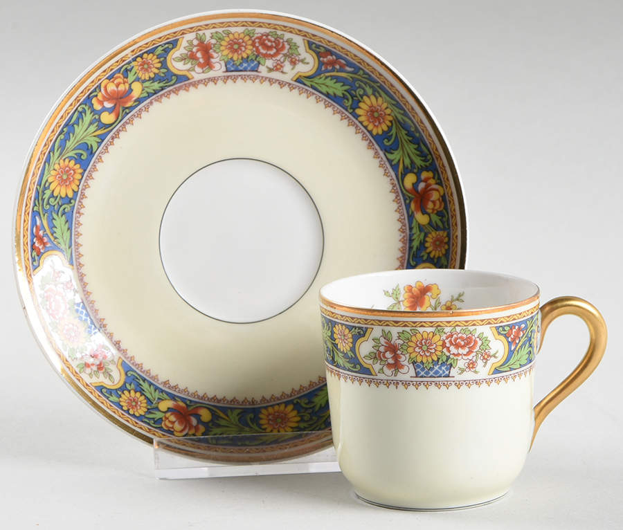 TRV76 Flat Demitasse Cup & Saucer Set by Tressemanes & Vogt-1