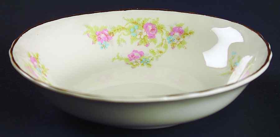 1697 (Scallop) Fruit/Dessert (Sauce) Bowl by Taylor, Smith & Taylor (Ts&T)-1