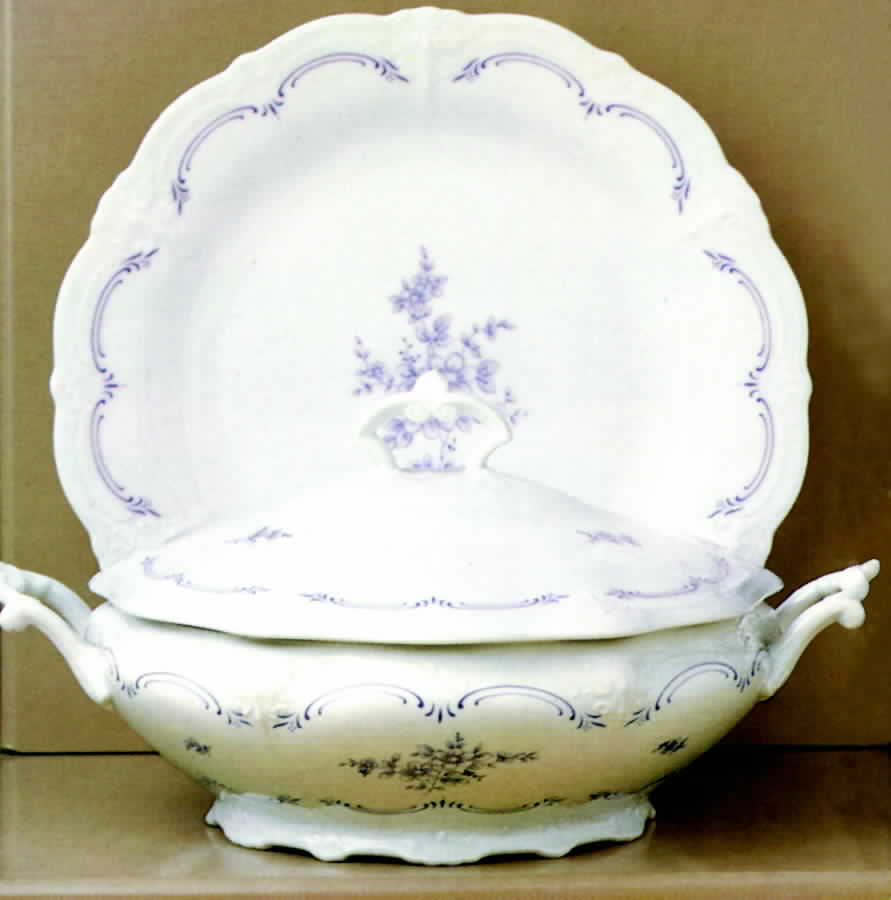 Jeanette Dinner Plate by Tirschenreuth-1