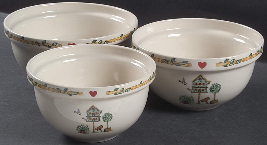 Birdhouse Mixing Bowl Set (MB8, MB7, MB6) by Thomson-1